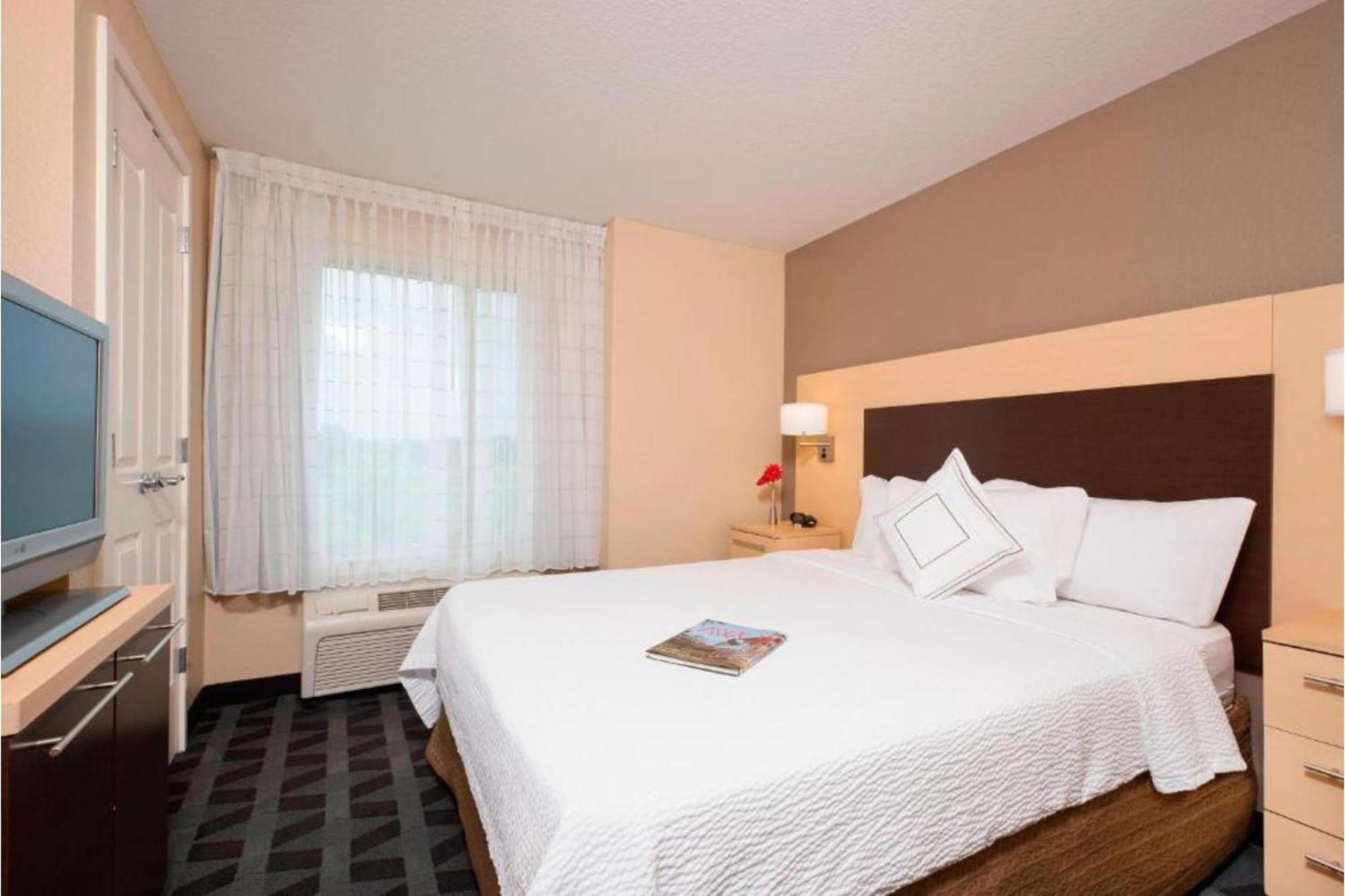 Towneplace Suites Des Moines Urbandale Johnston Zewnętrze zdjęcie